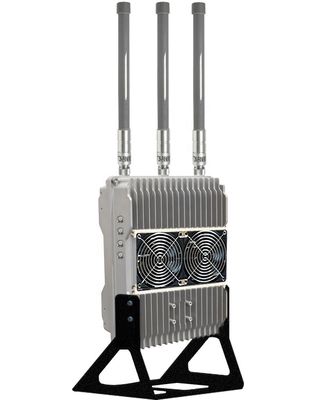 購入 アルミニウム 囲み AD カウンター FPV 設備 900MHz 2.4GHz 5.8GHz 150W 冷却扇付き オンライン製造