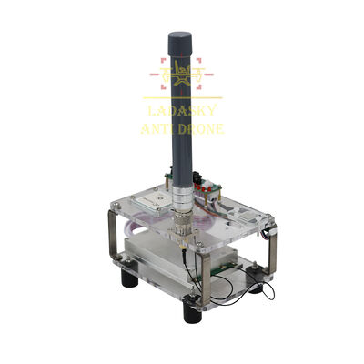 購入 80dBの出力調整と2kmの範囲を備えたマルチシステムGNSSスプーフィングモジュール |境界セキュリティと重要インフラ保護のためのポータブルドローン対策デバイス オンライン製造